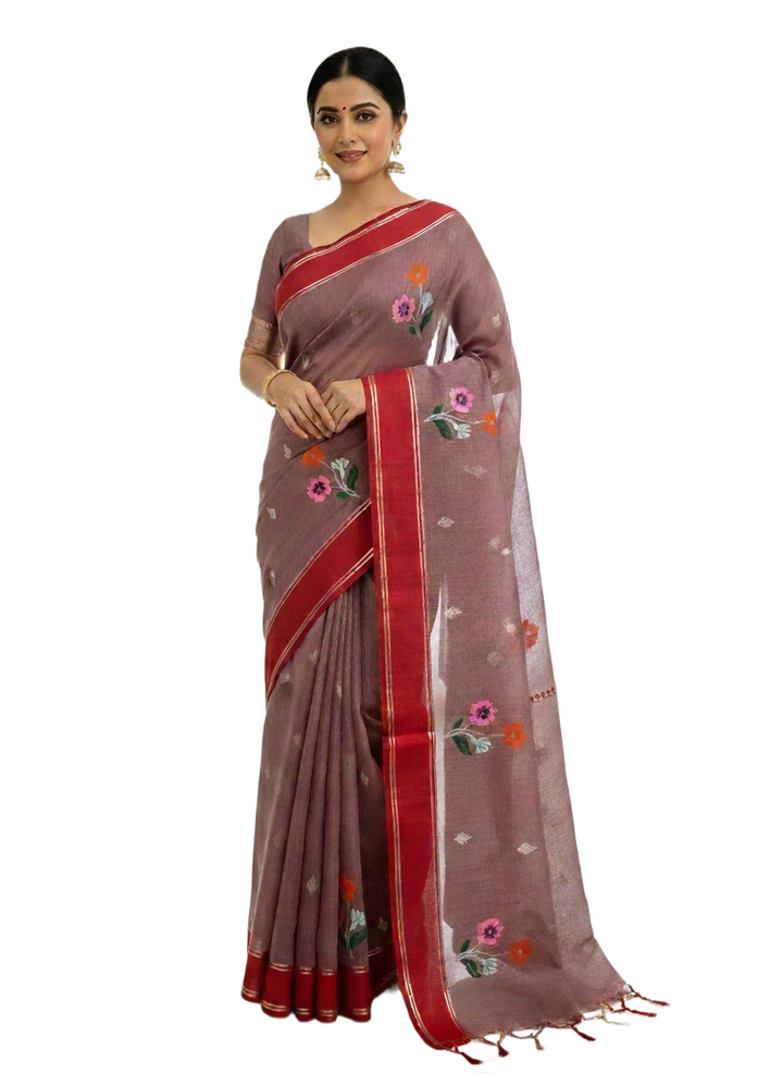 Elegant Kota Weave Saree with Silver Zari Pallu and Floral Motifs