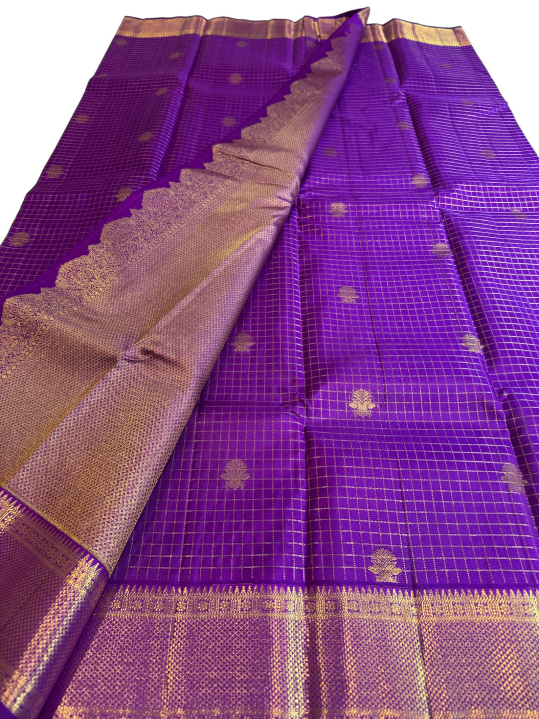 Traditional Ikat Weaving Saree with Elephant Motif – Stitched Blouse Set